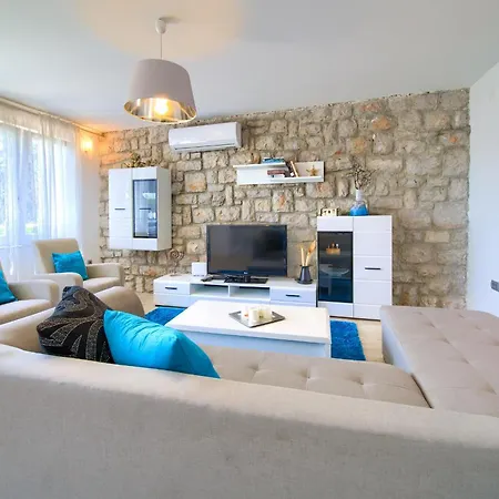 Villa Vinodol *with Great Sea View And Pool Novi Vinodolski