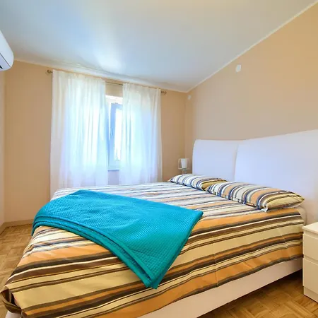 Villa Vinodol *with Great Sea View And Pool Novi Vinodolski